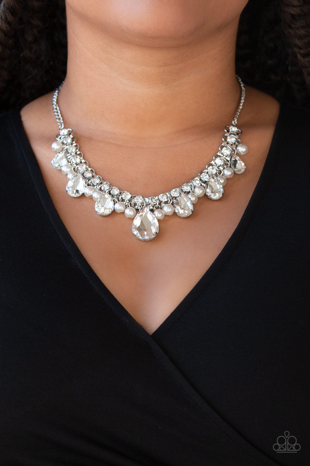 Knockout Queen - White - Spiffy Chick Jewelry