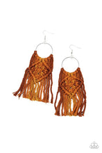 Load image into Gallery viewer, Macrame Rainbow - Brown
